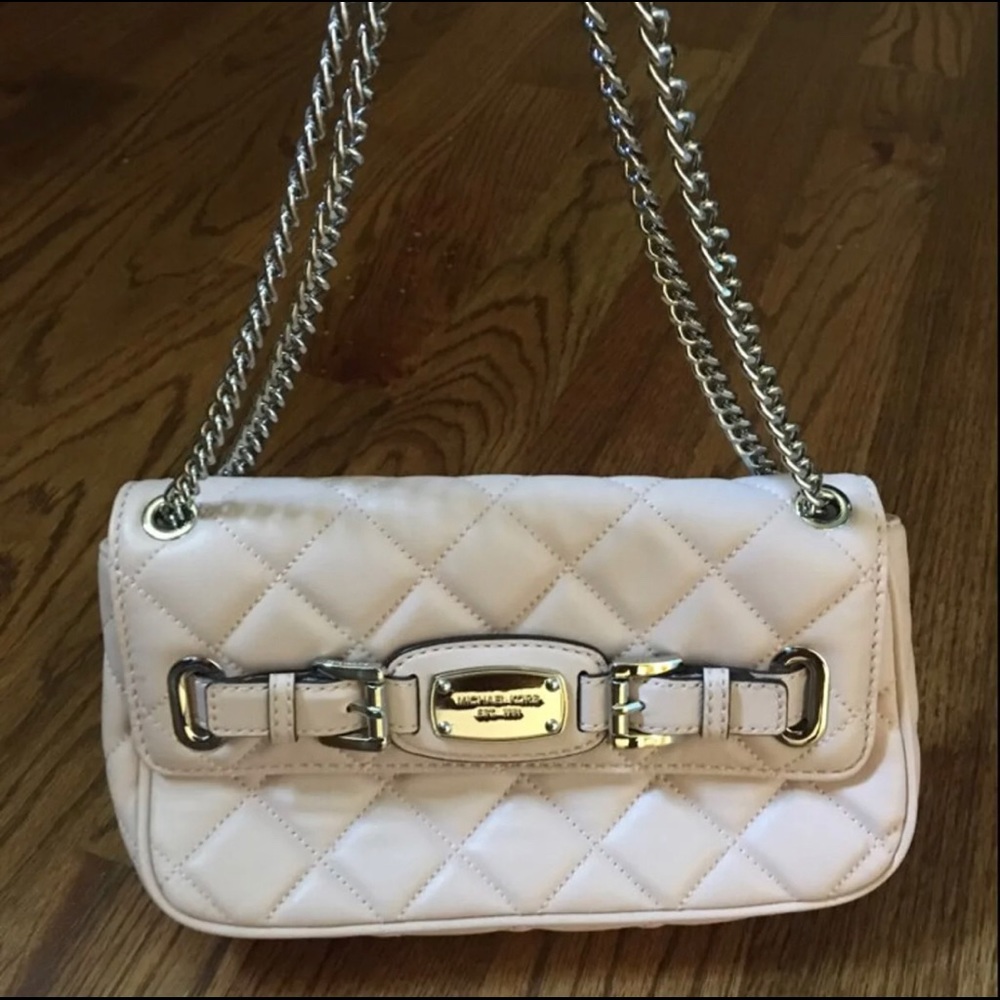 Michael Kors Baby Pink Chain Bag.